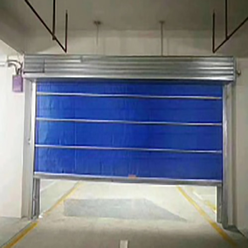 車(chē)庫(kù)門(mén)口防火卷簾門(mén).jpg